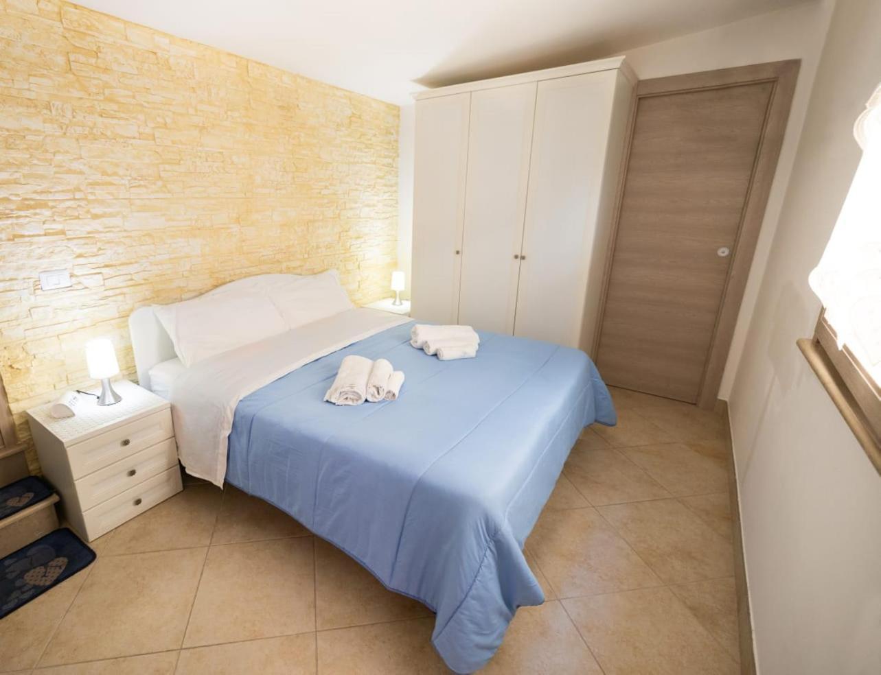 Il Galante B&B Casa Vacanza جينوسا المظهر الخارجي الصورة